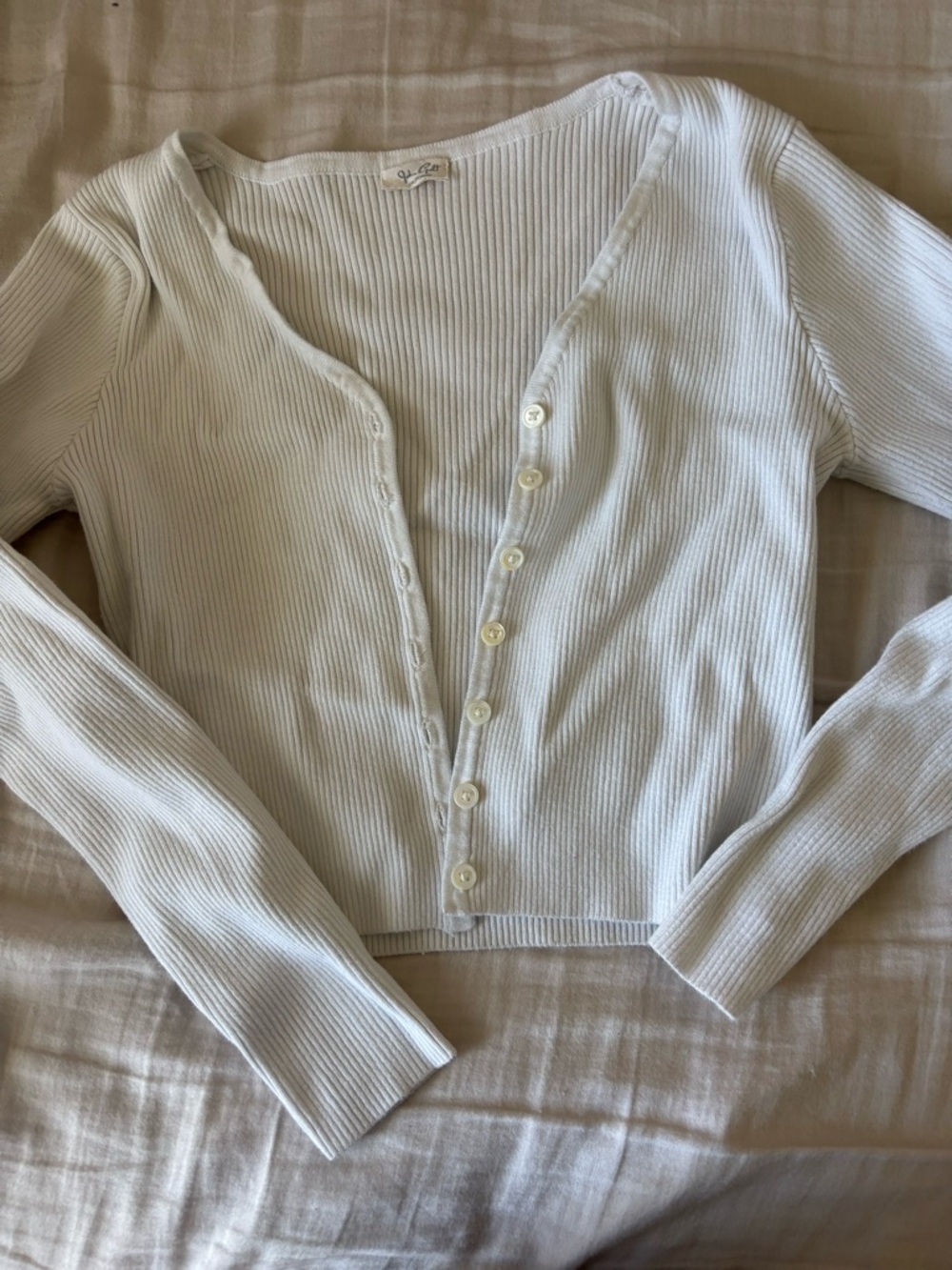 brandy melville White Ribbed Button-Front Cropped Cardigan